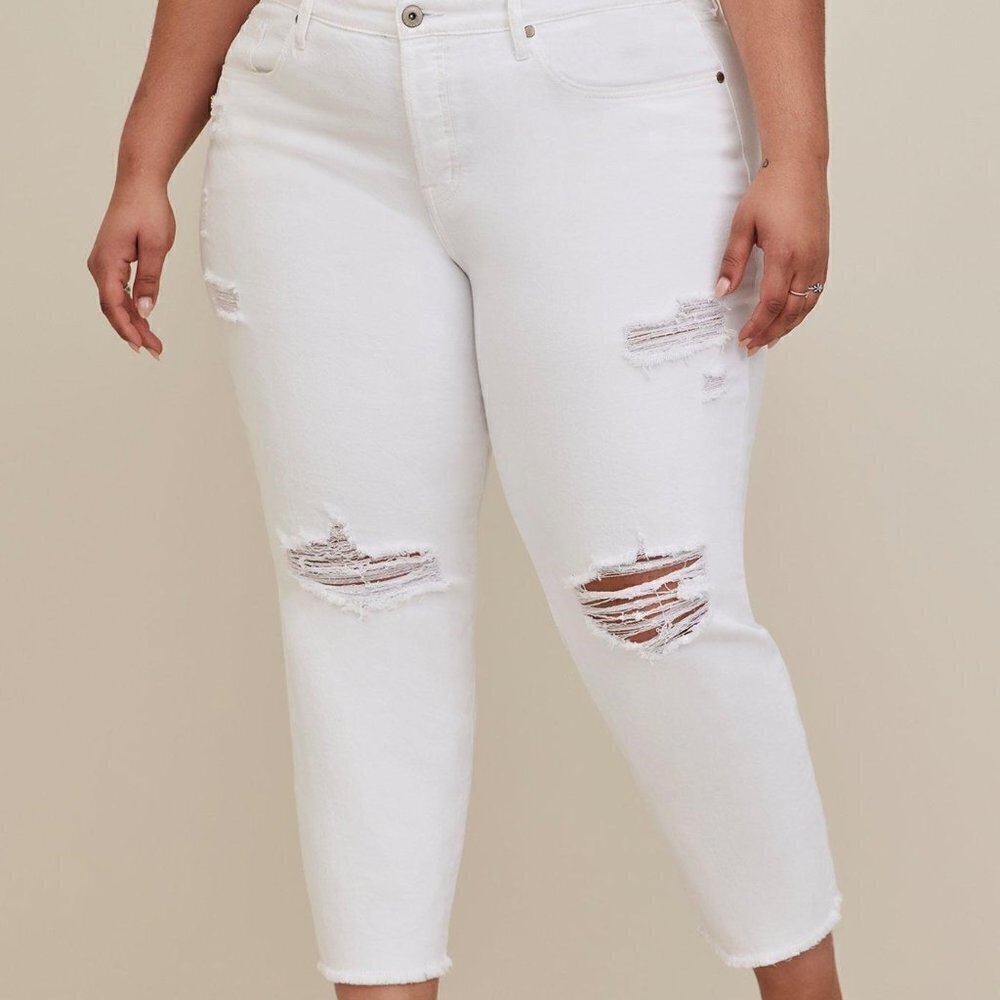 Torrid - Mom Straight Vintage Stretch High-Rise Jean in Optic White​​​​​​​​​​
